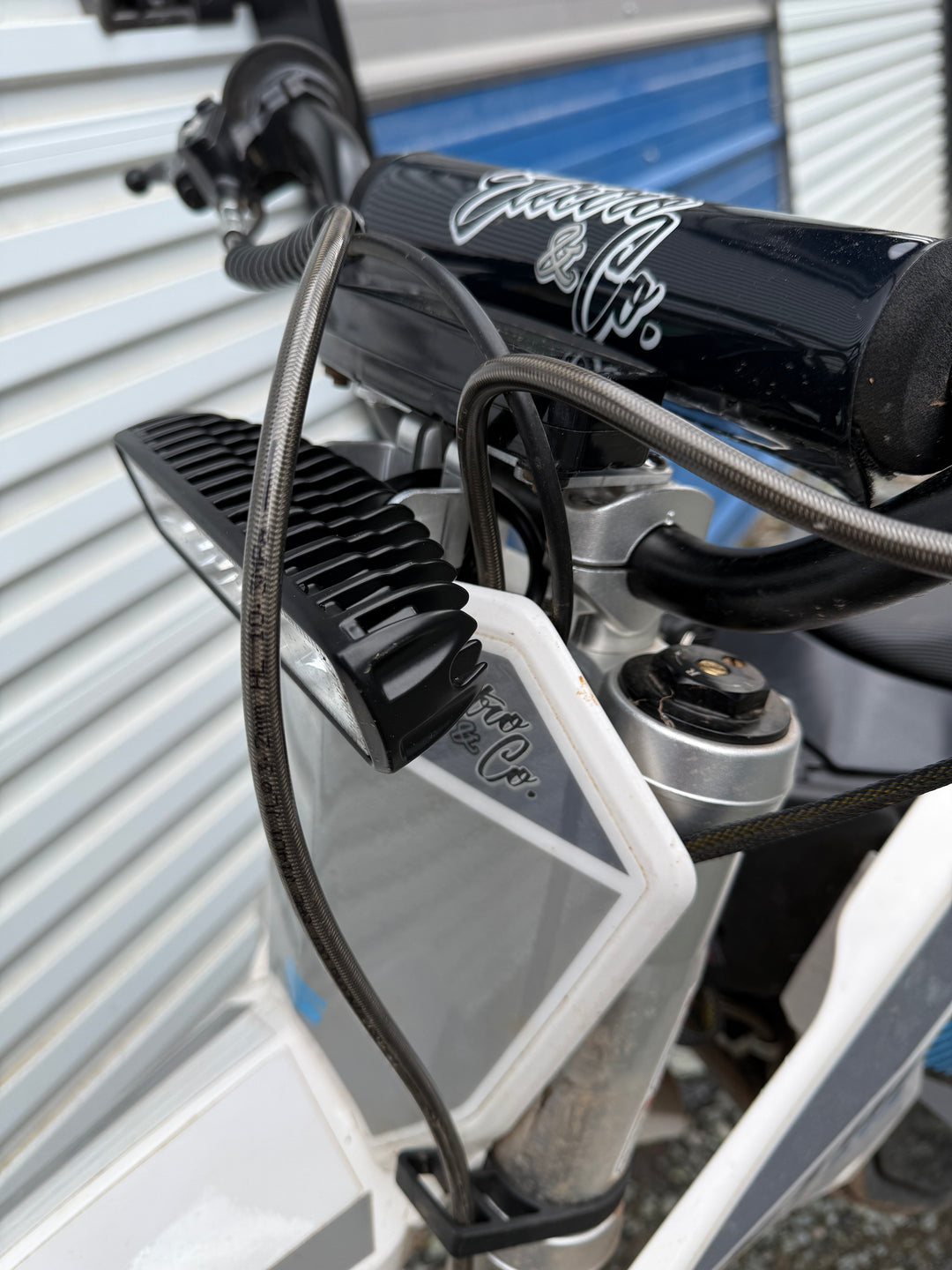 electra bicycle headlight ETM RTR Plug & Play Headlight Kit – Trail Lighting