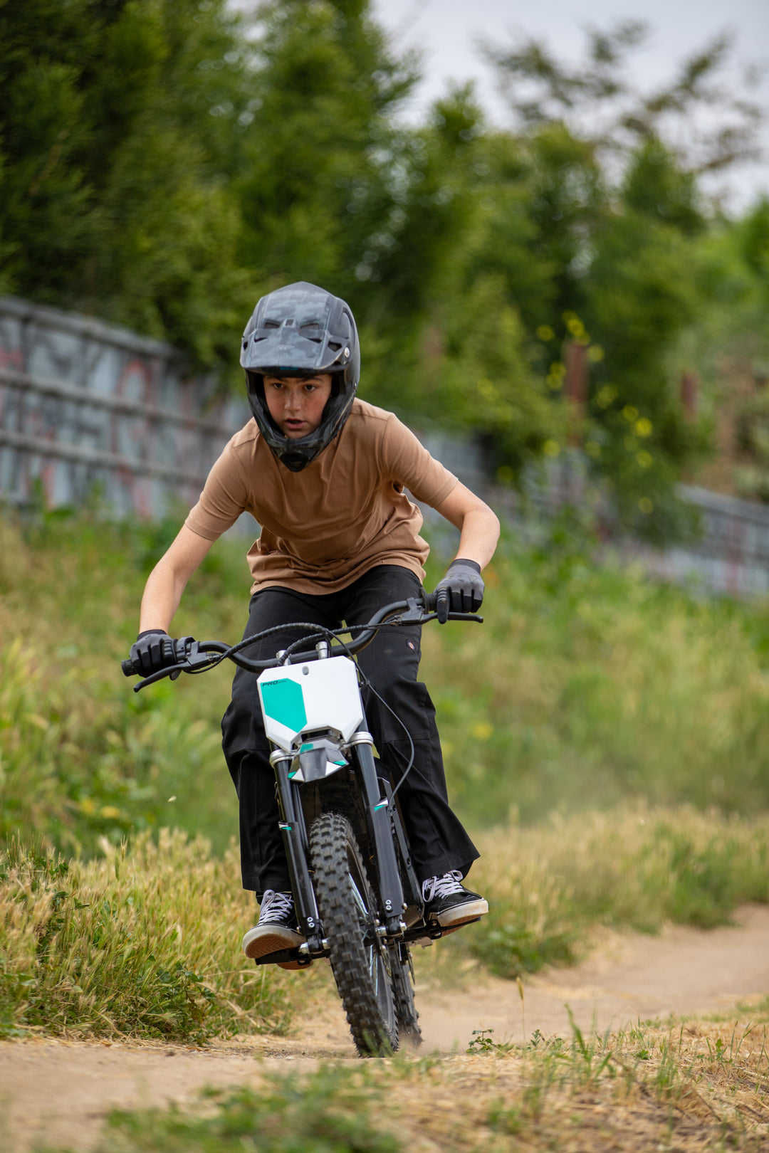 Razor Dirt Rocket Pro Spec – Electro & Company Inc.