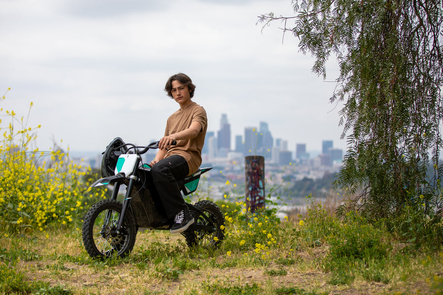 Razor Dirt Rocket Pro Spec – Electro & Company Inc.