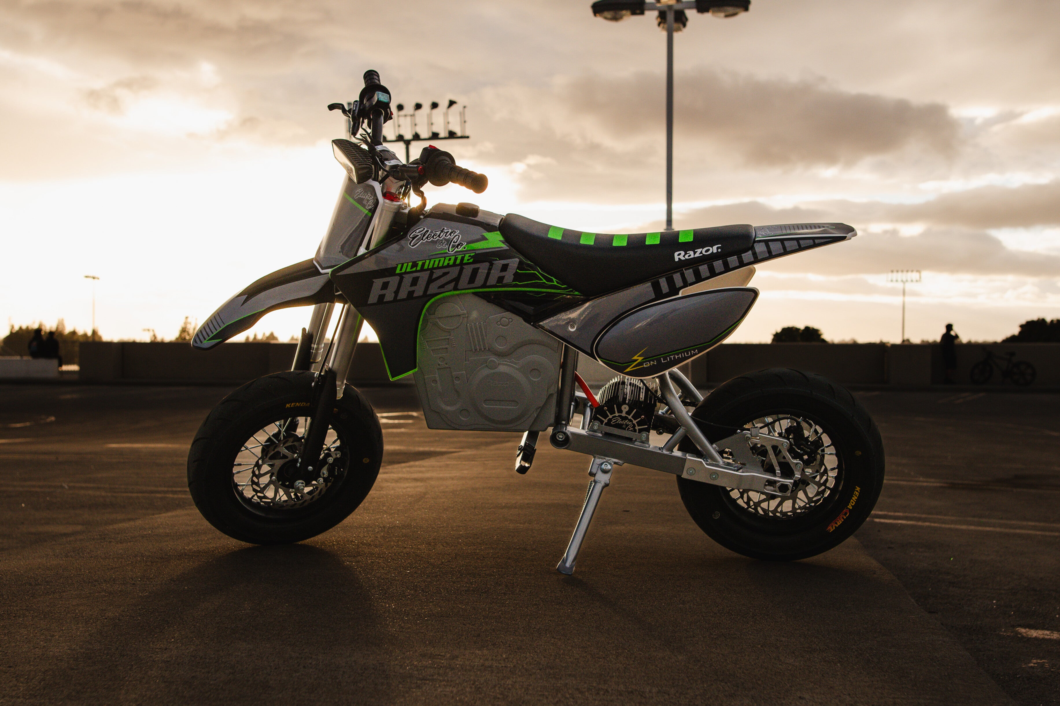 Razor Supermoto Wheel Set | Electro & Co – Electro & Company Inc.