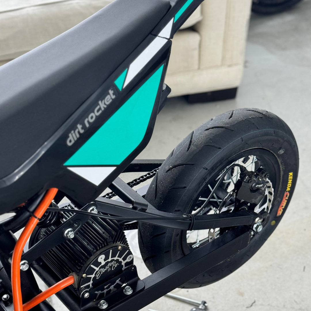 Razor Pro Spec Supermoto Wheel Set | Electro & Co – Electro & Company Inc.