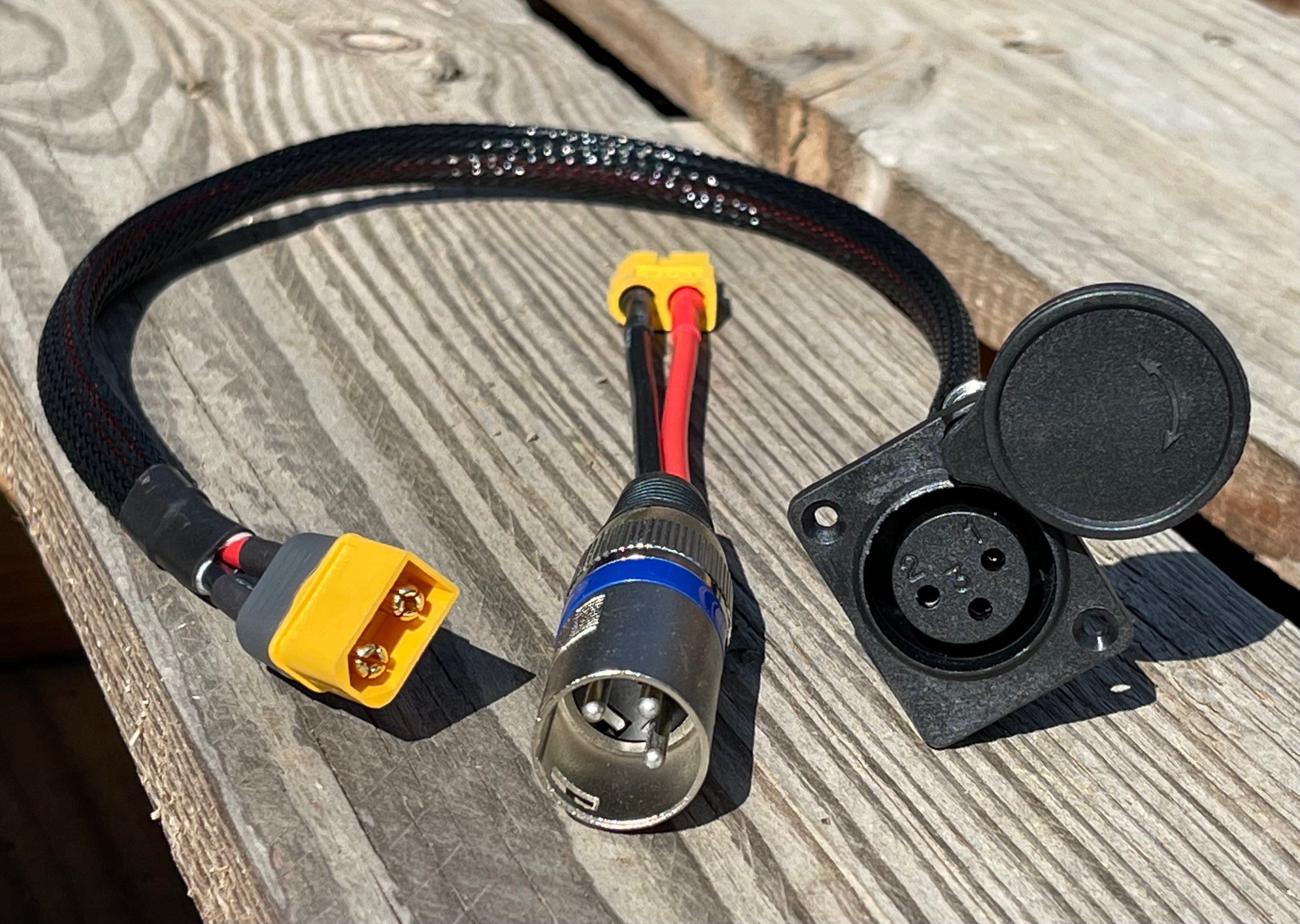 Razor Charge Port Adapter Kit - Electro & Company Inc.